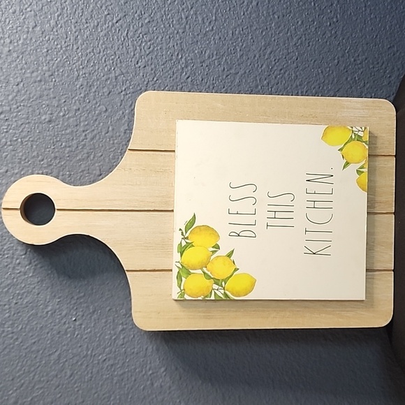 Rae Dunn Other - Rae Dunn Lemon Cutting Board Decor